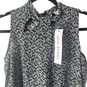 NEW Amour Vert M Rosie Sophia Silk Cutout Sleeveless Mock Neck Blouse Top M
